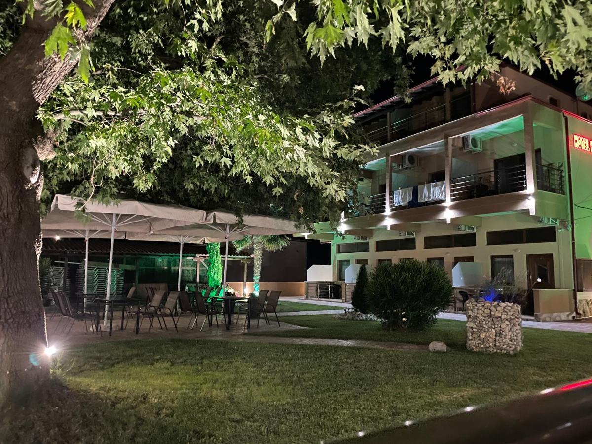 Helios Hotel Stavros  Exteriör bild